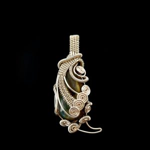 Halfmoon labradorite pendant