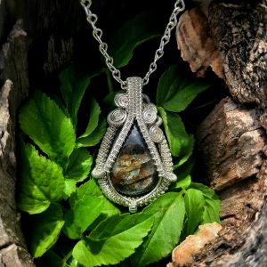 Labradorite pendant