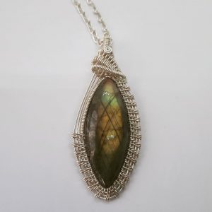 labradorite long 23