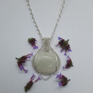 moonstone flor pendant